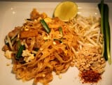 Pad Thai gibt es im Thai Kochkurs oder Catering