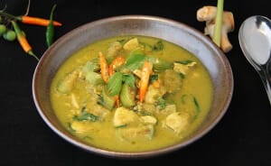 Grünes Curry mit Auberginen